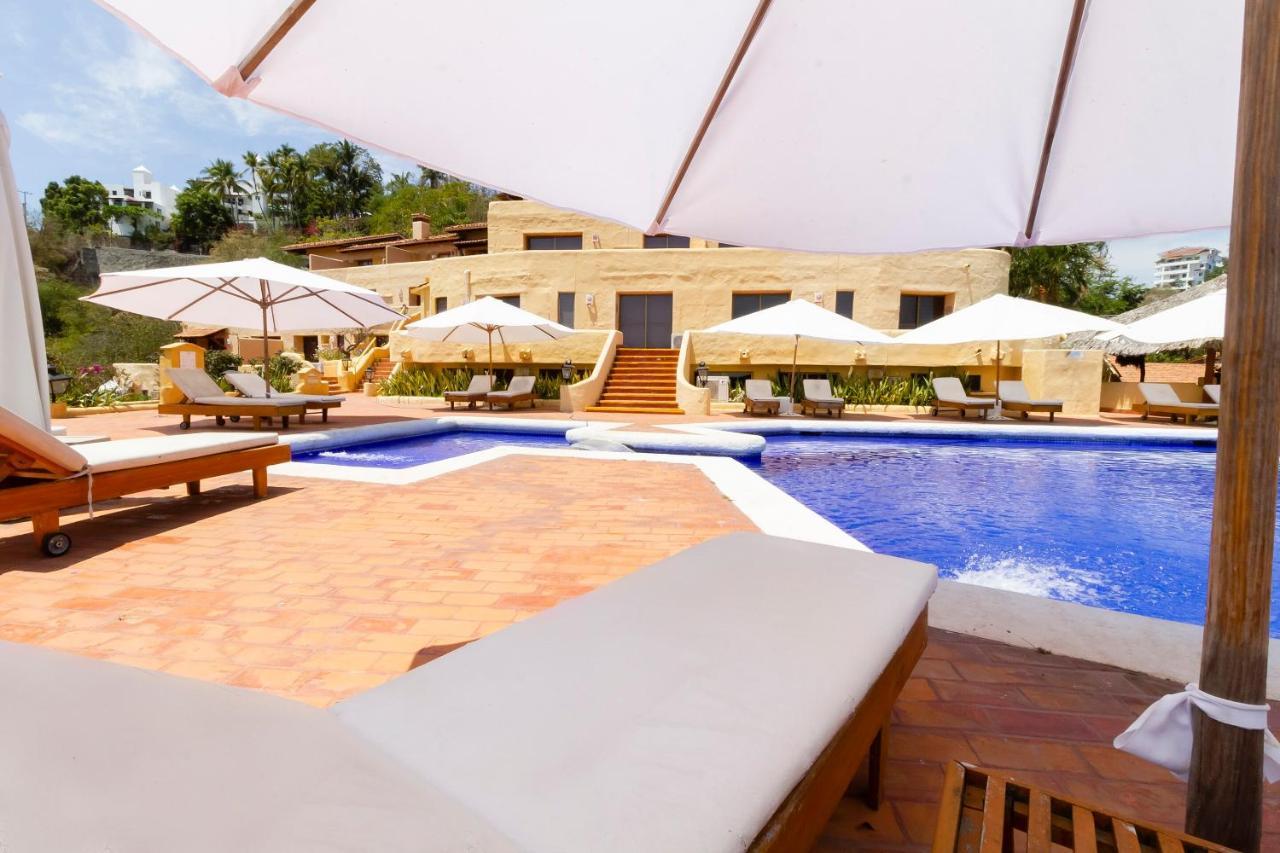 Hotel Plaza Tucanes Manzanillo Exterior photo