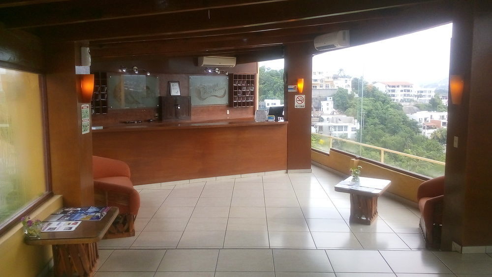 Hotel Plaza Tucanes Manzanillo Exterior photo